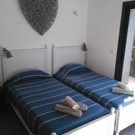 La Bergerie Nepita Avec Piscine Pour 4 Pers. Casa de Férias